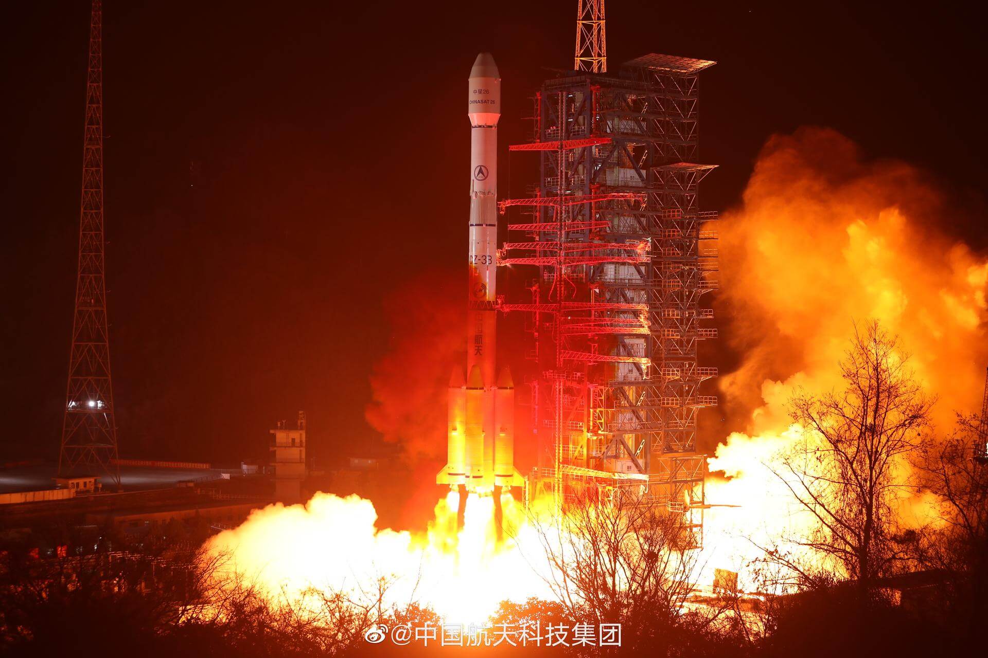 Long March 3B/E on the pad